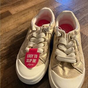 Jellypop Gold Sneakers with White Laces